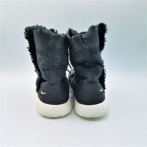 Nike Shoes | Nike Roshe One Hi Flash Boots Youth Sz | Poshmark